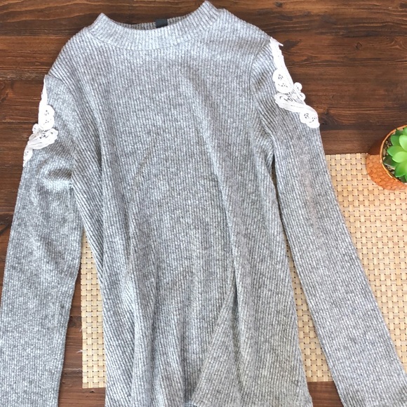 Amy Byer Tops - Lace shoulder grey sweater